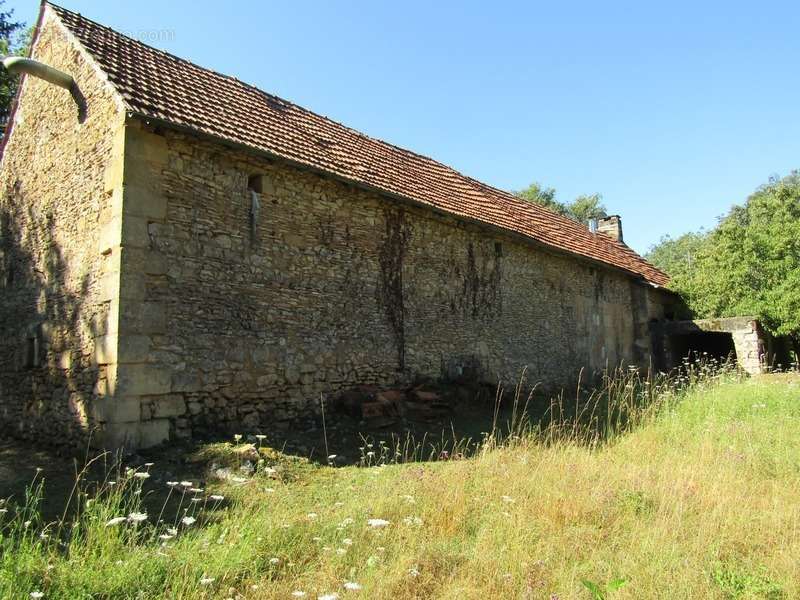 Maison à MEYRALS