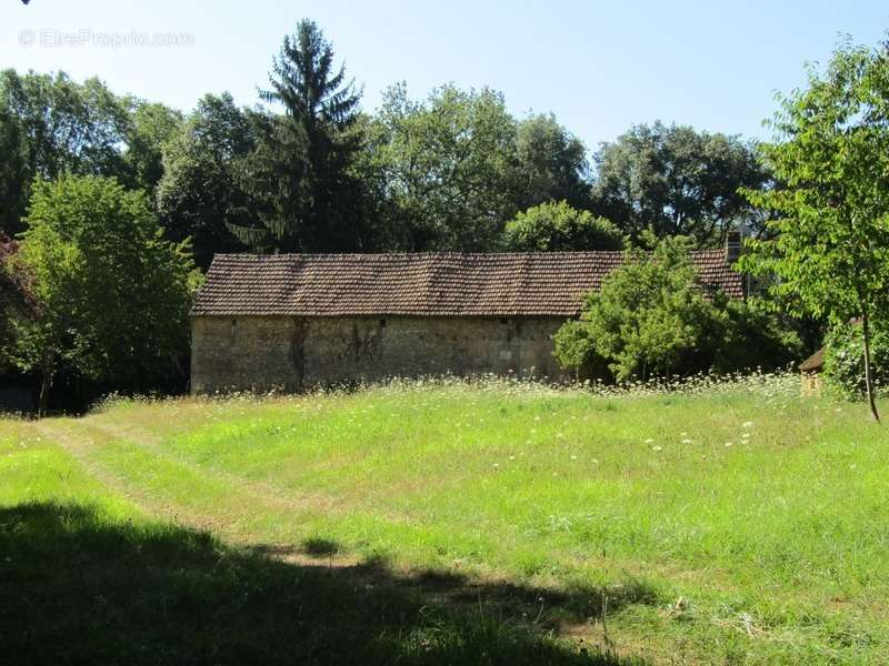 Maison à MEYRALS