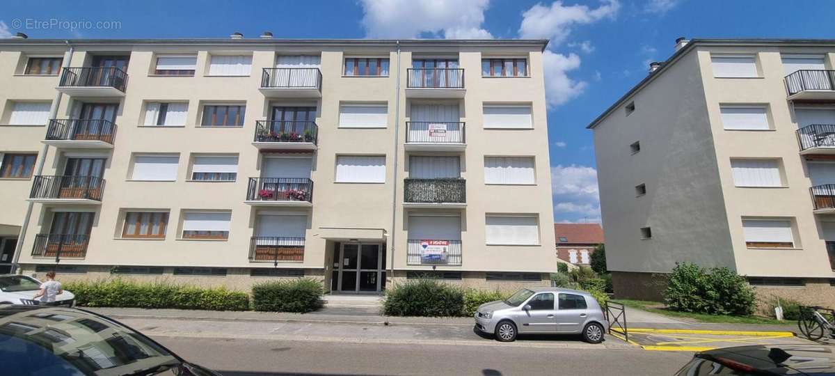 Appartement à MARGNY-LES-COMPIEGNE