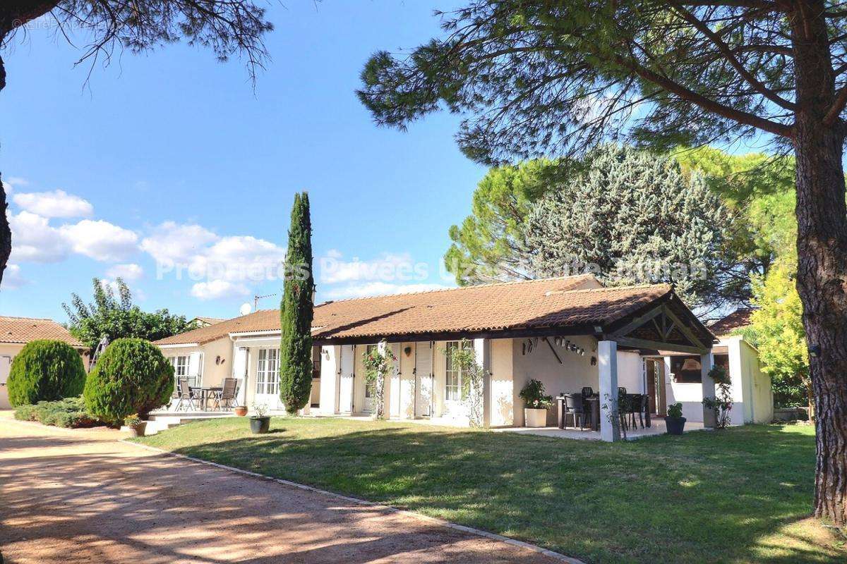 Maison à UZES