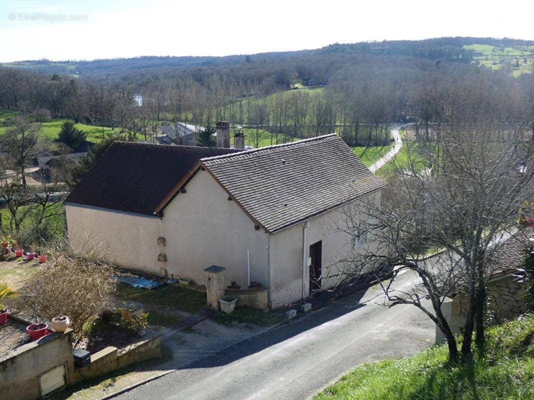 Maison à HAUTEFORT