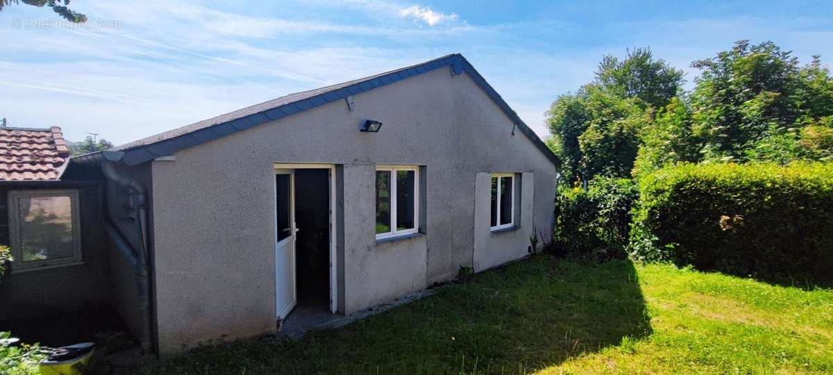 Maison à LA GUERCHE-SUR-L&#039;AUBOIS