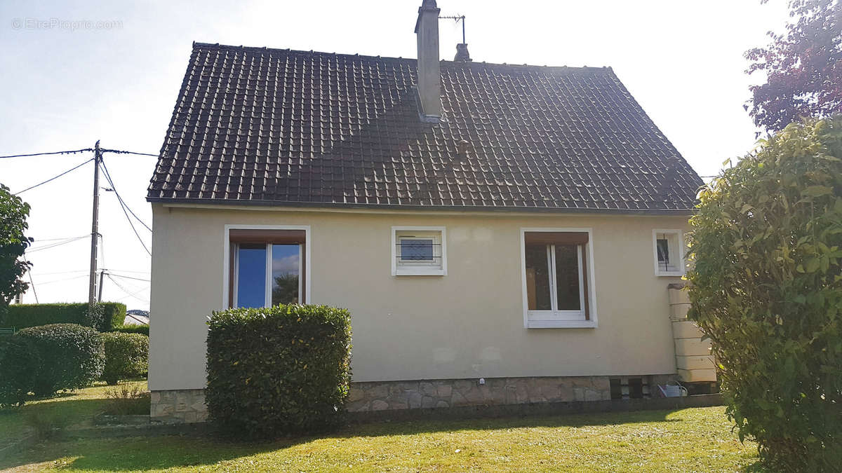 Maison à BONNIERES-SUR-SEINE