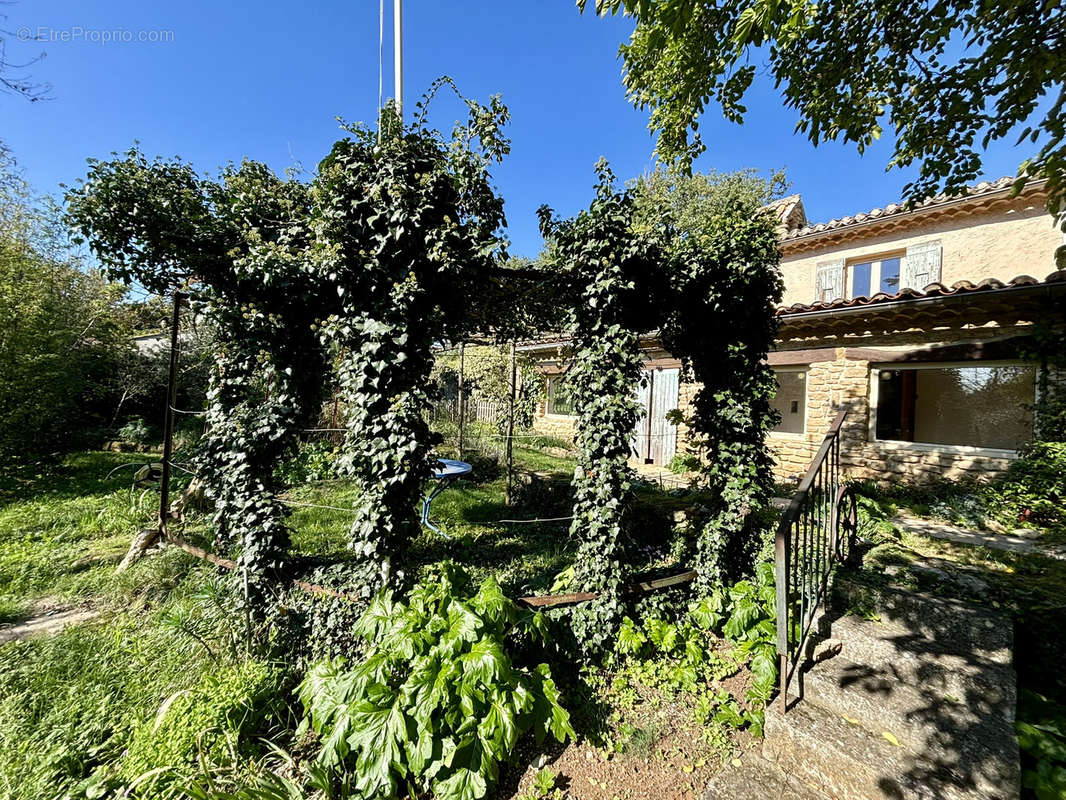 Maison à GRIGNAN