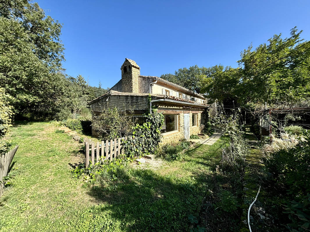 Maison à GRIGNAN