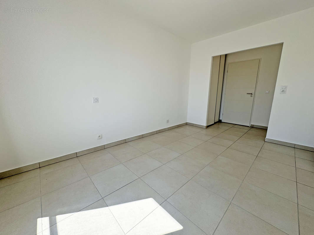 Appartement à VENCE