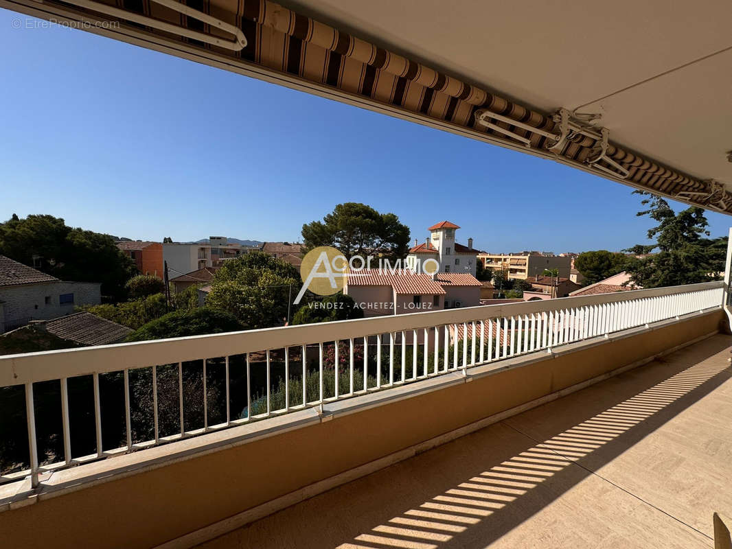 Appartement à SANARY-SUR-MER