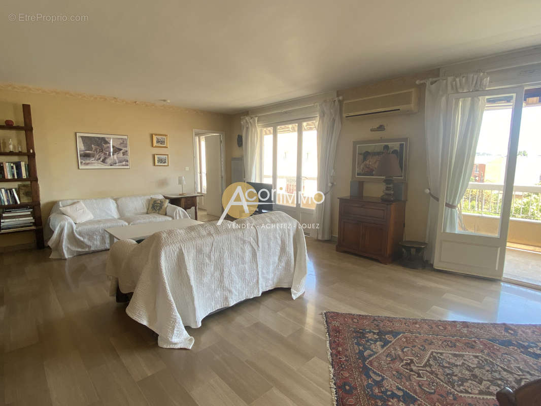 Appartement à SANARY-SUR-MER