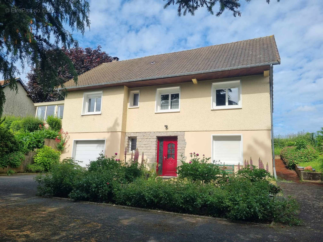 Maison à SAINT-CALAIS