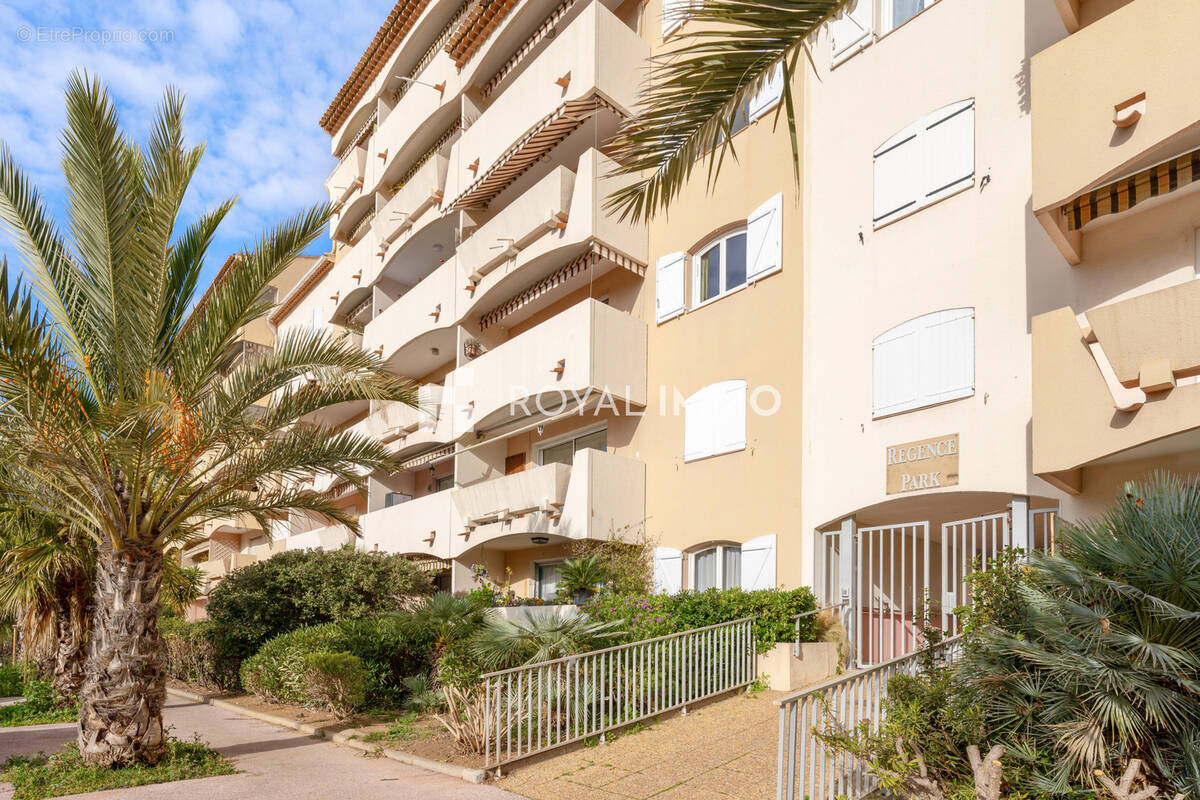 Appartement à HYERES