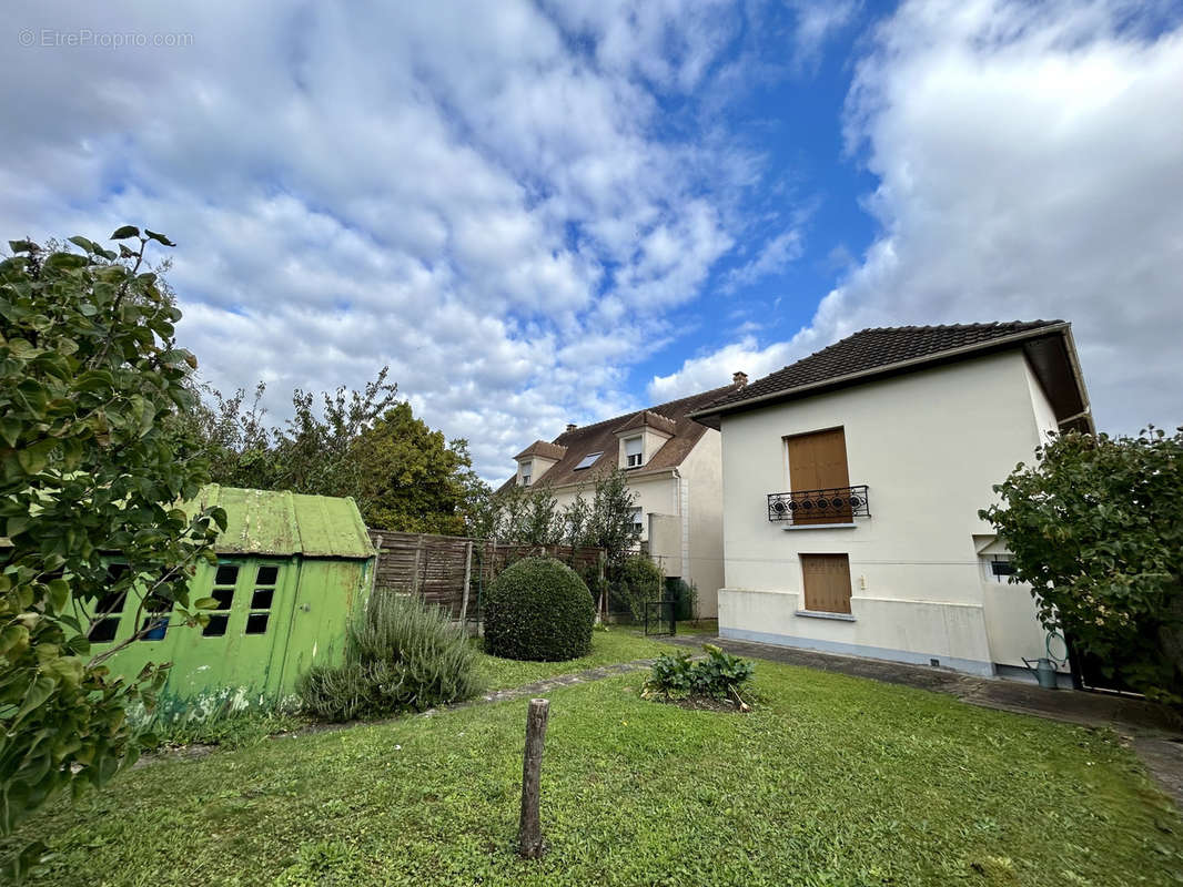 Maison à CHELLES