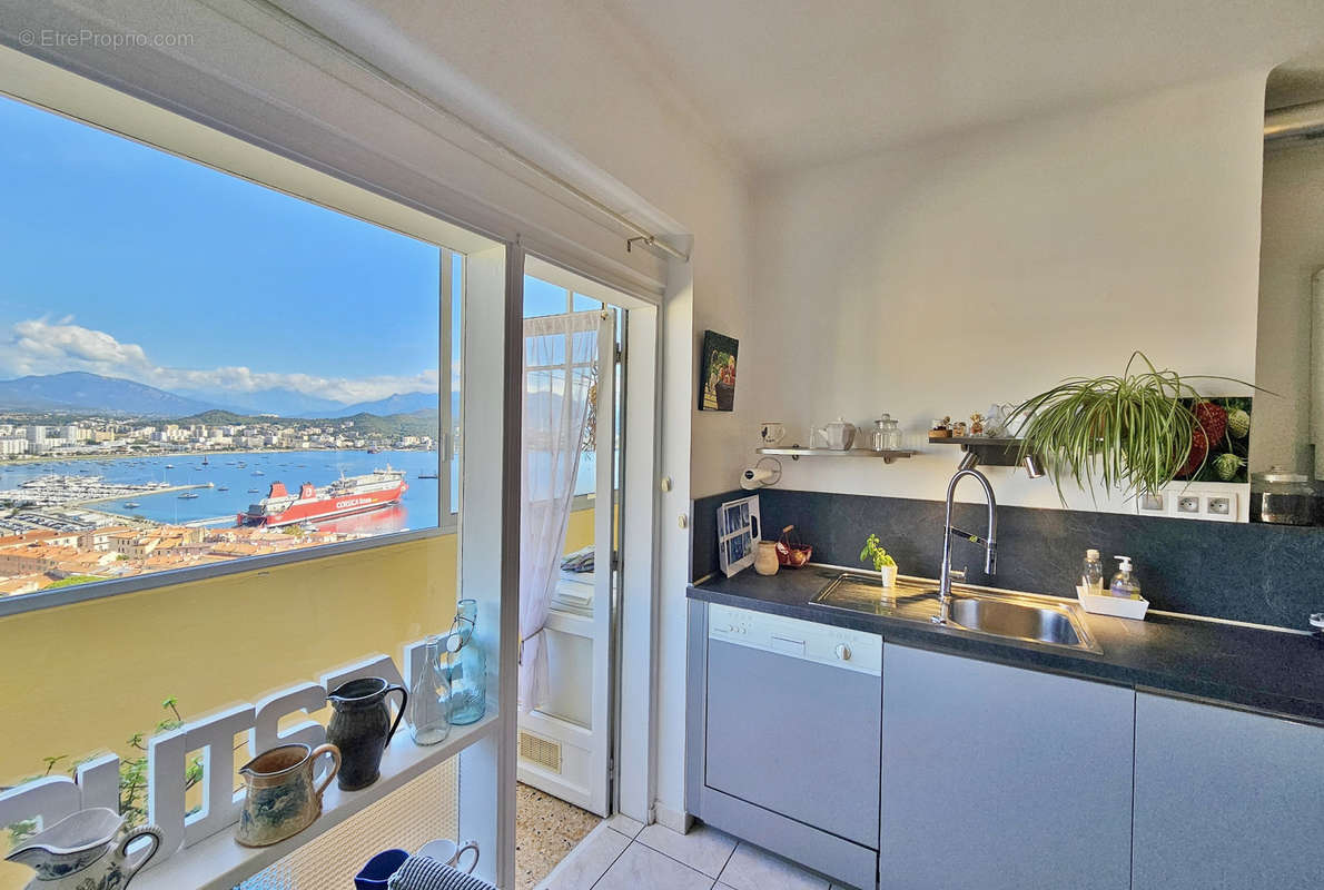 Appartement à AJACCIO