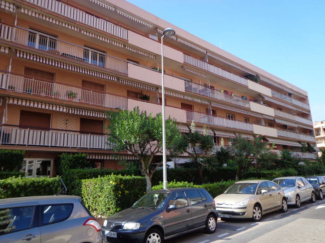 Appartement à ROQUEBRUNE-CAP-MARTIN