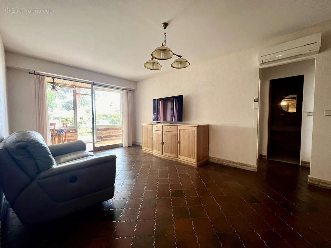 Appartement à ROQUEBRUNE-CAP-MARTIN