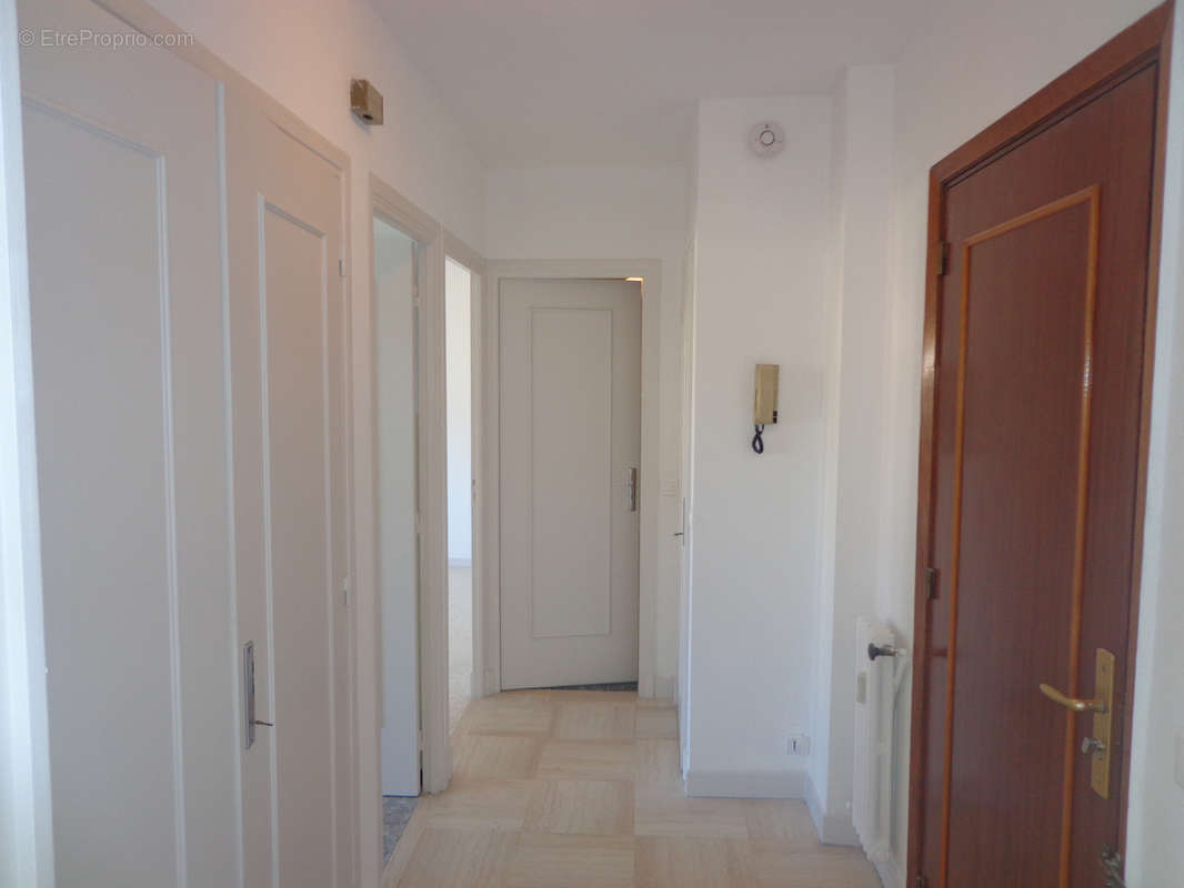 Appartement à ROQUEBRUNE-CAP-MARTIN