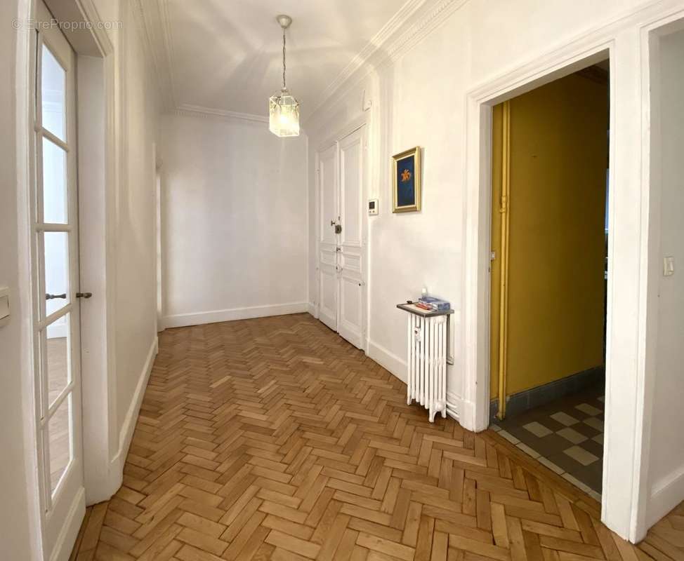 Couloir - Appartement à LILLE