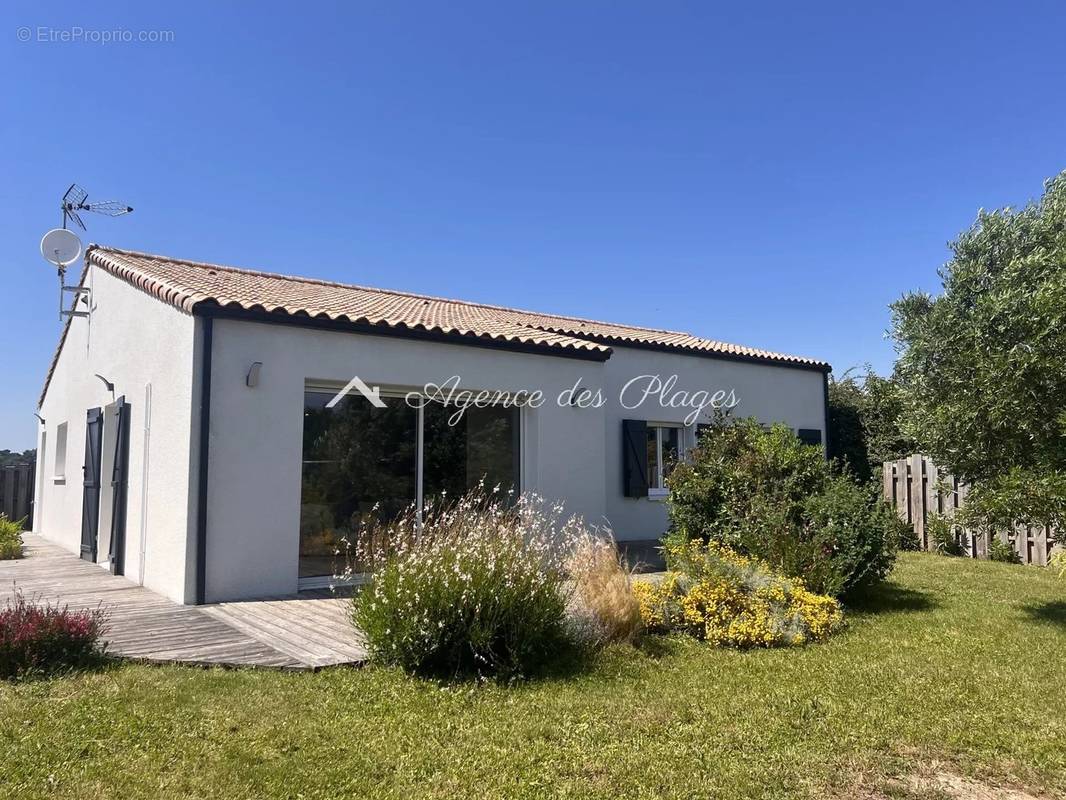 Maison à MESCHERS-SUR-GIRONDE