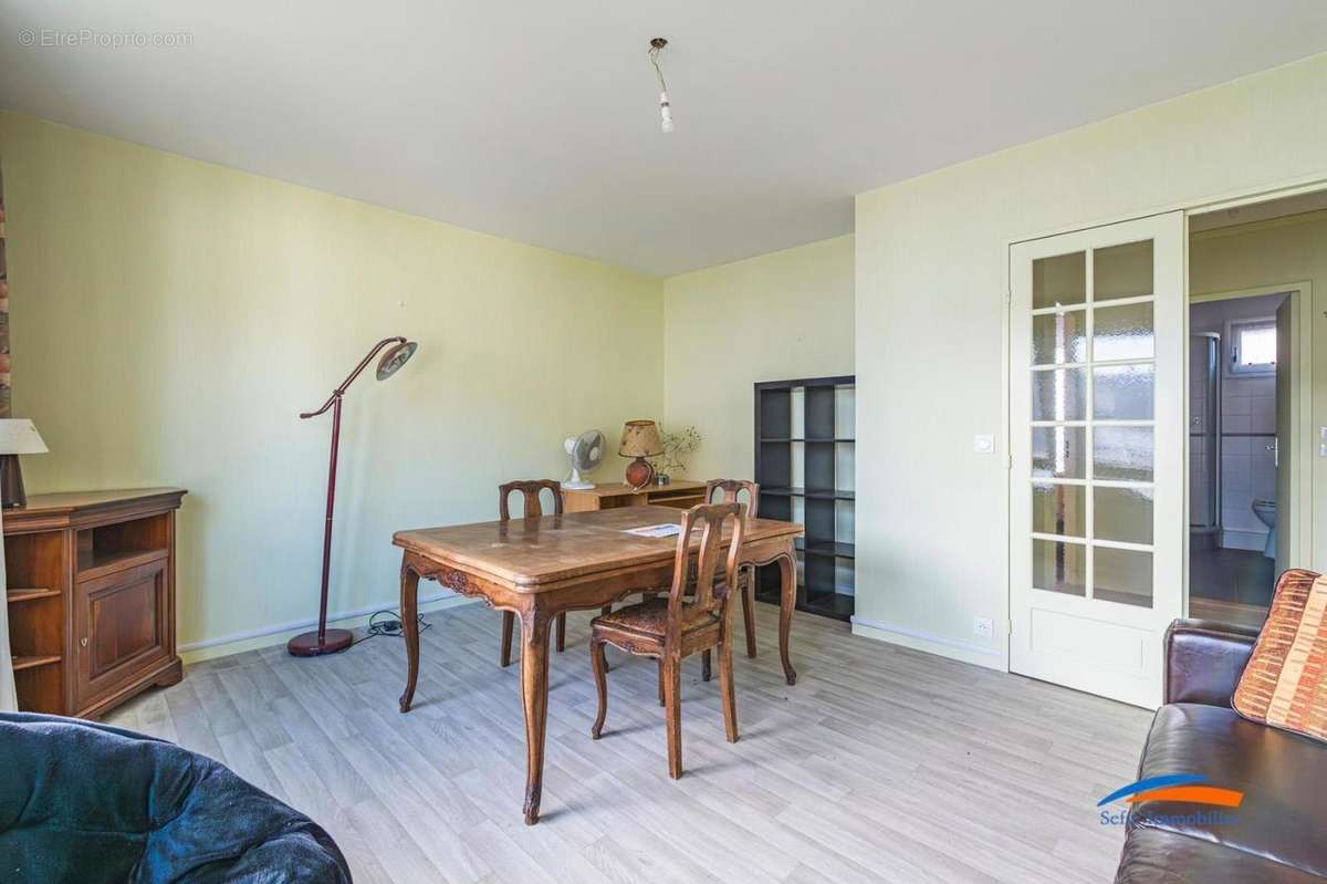   - Appartement à REIMS