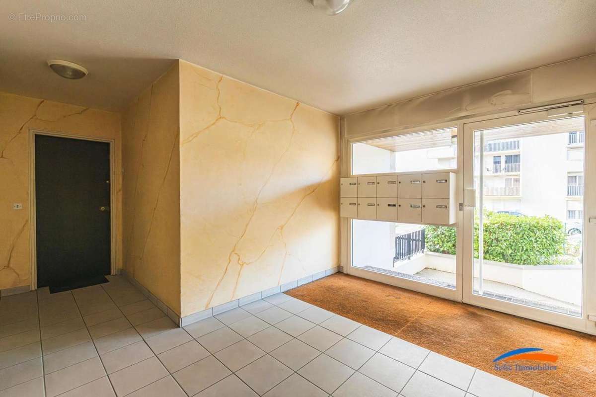   - Appartement à REIMS