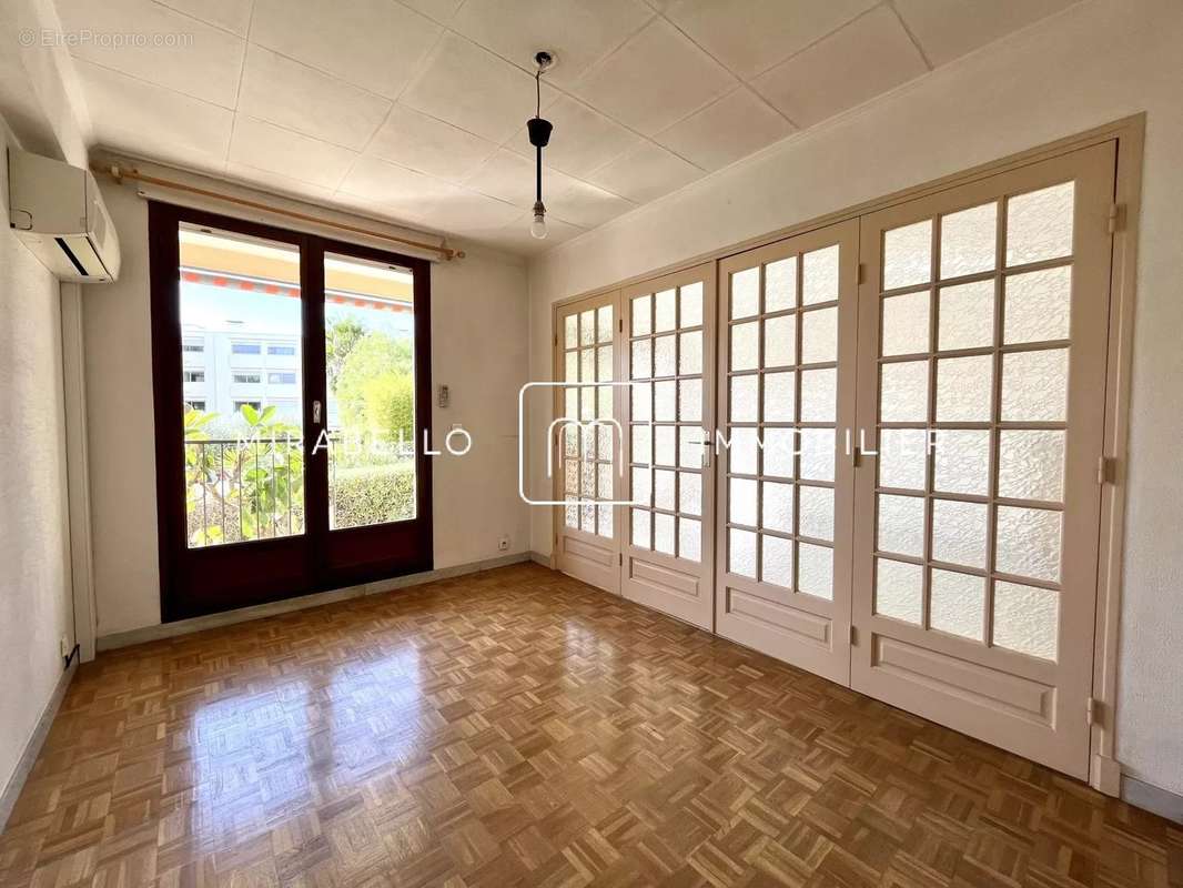 Appartement à CAGNES-SUR-MER