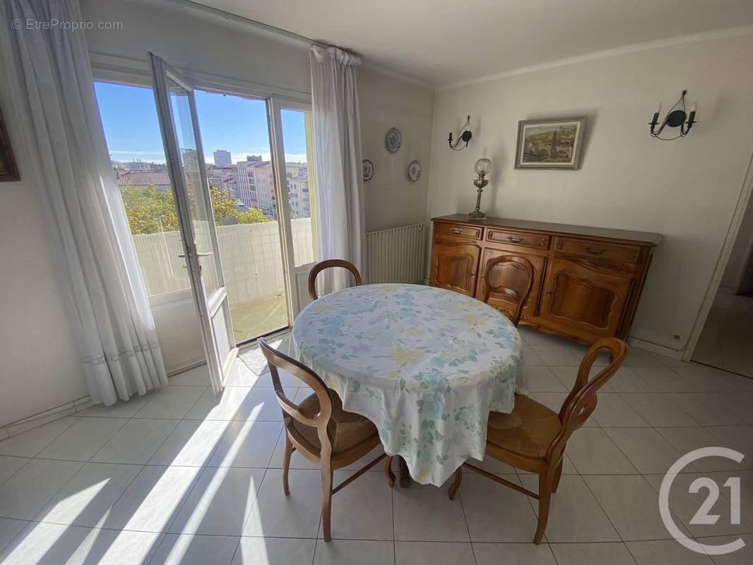 Appartement à TOULON