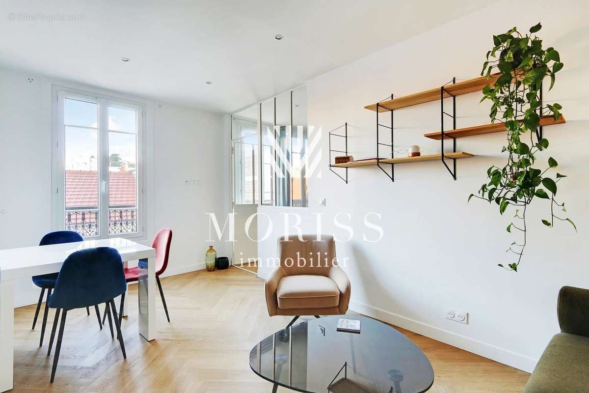 Appartement à PARIS-11E