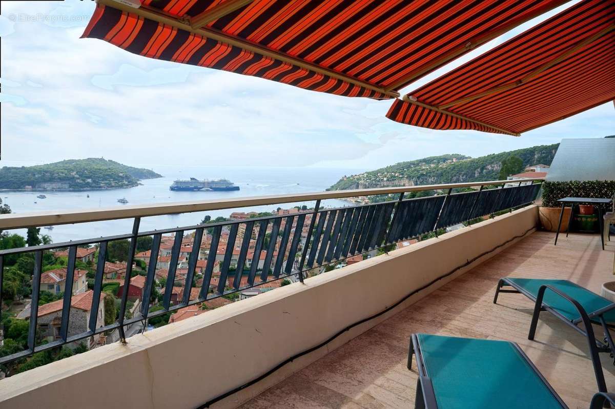 Appartement à VILLEFRANCHE-SUR-MER