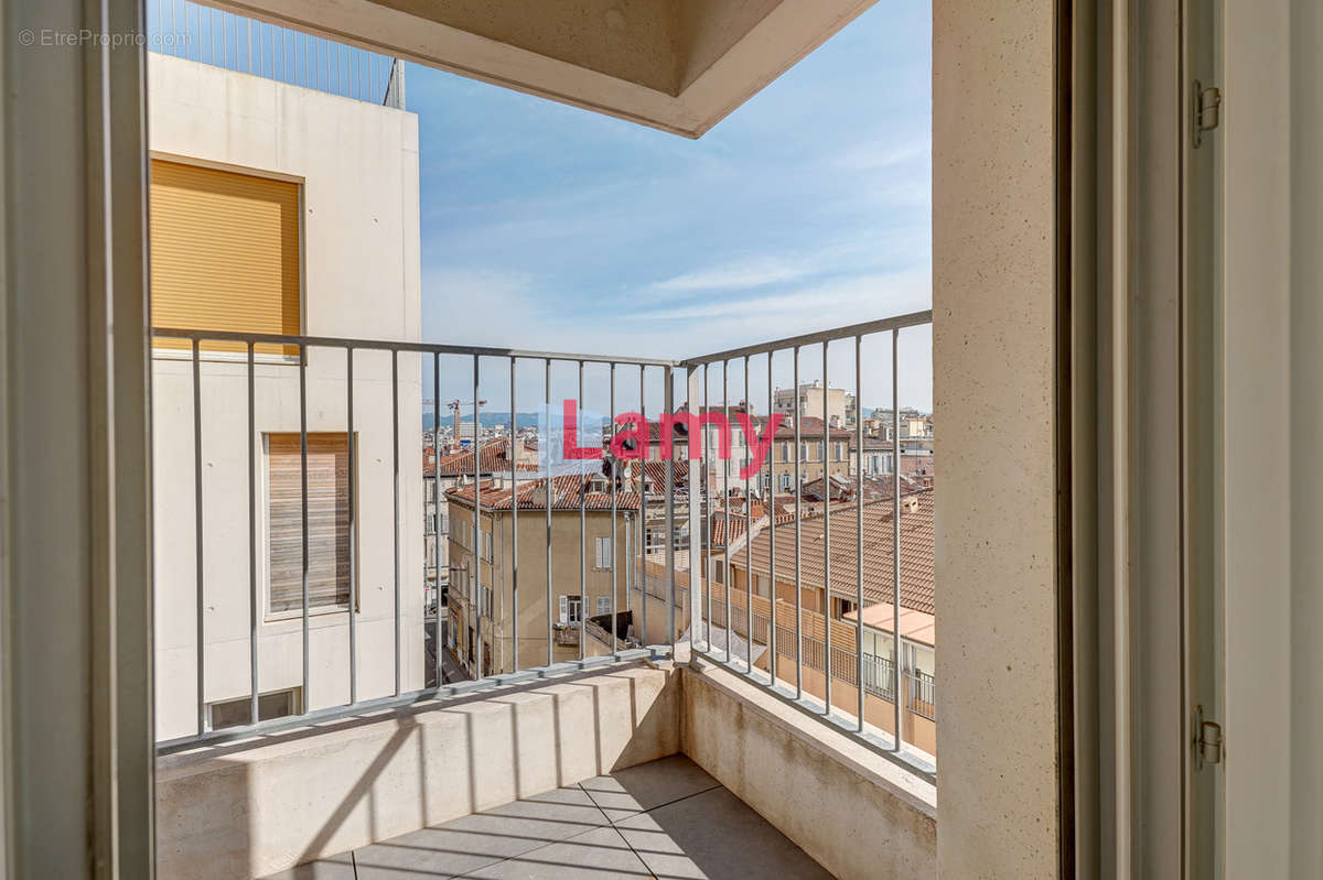 Appartement à MARSEILLE