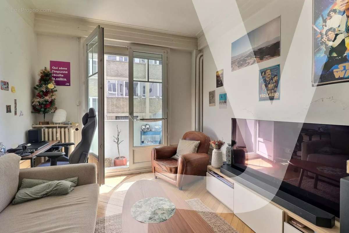 Appartement à PARIS-11E