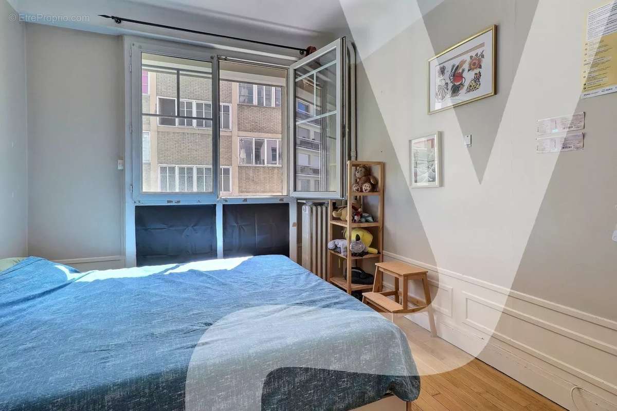 Appartement à PARIS-11E