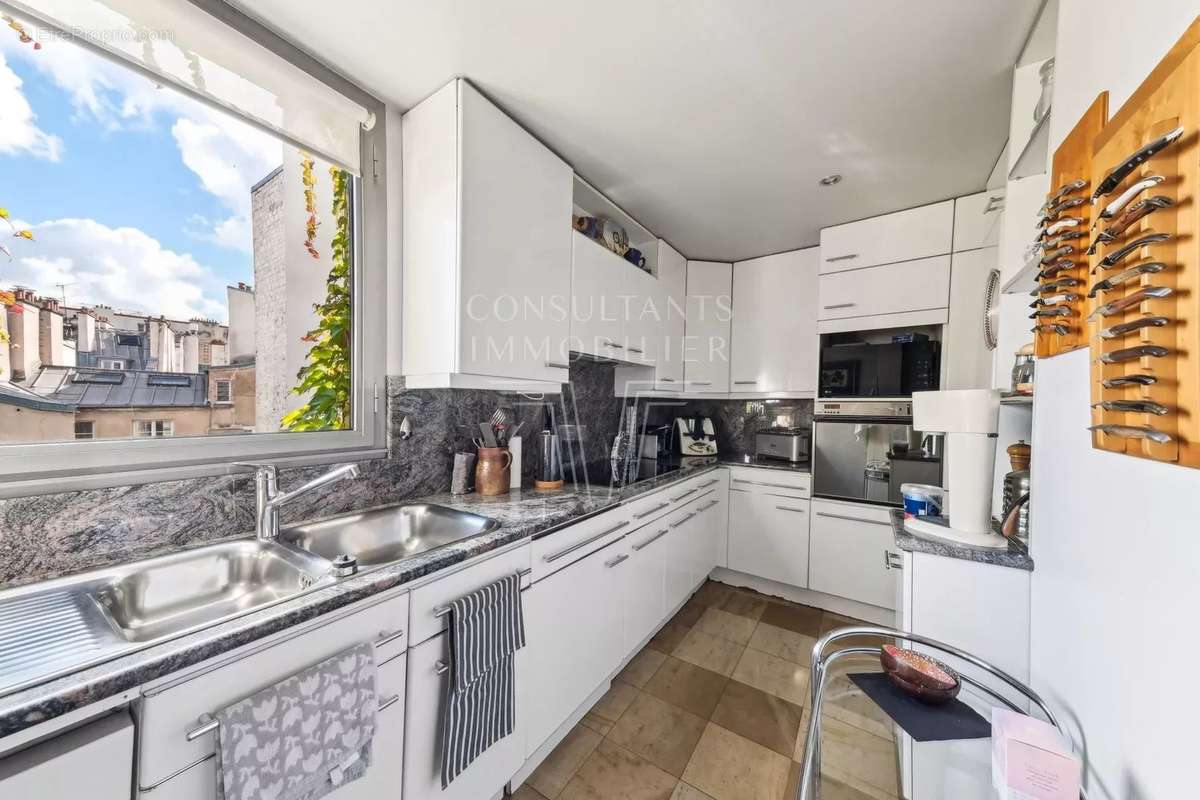 Appartement à PARIS-4E