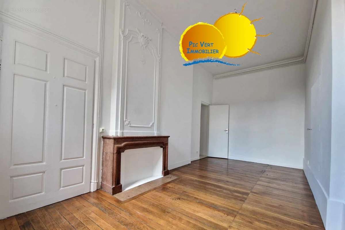 Appartement à AUXONNE