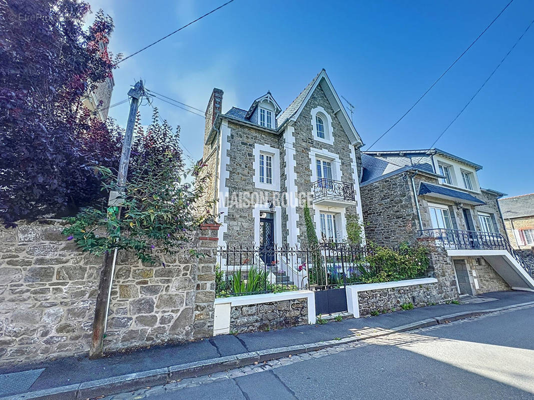 Maison à CANCALE