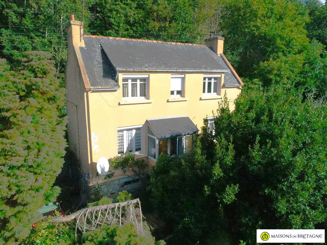 Maison à PONT-AVEN