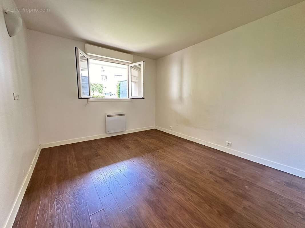 Appartement à SURESNES