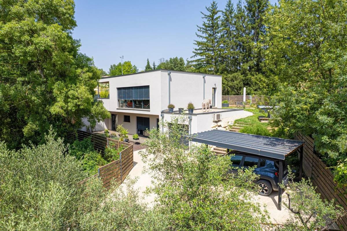 Maison à VAISON-LA-ROMAINE