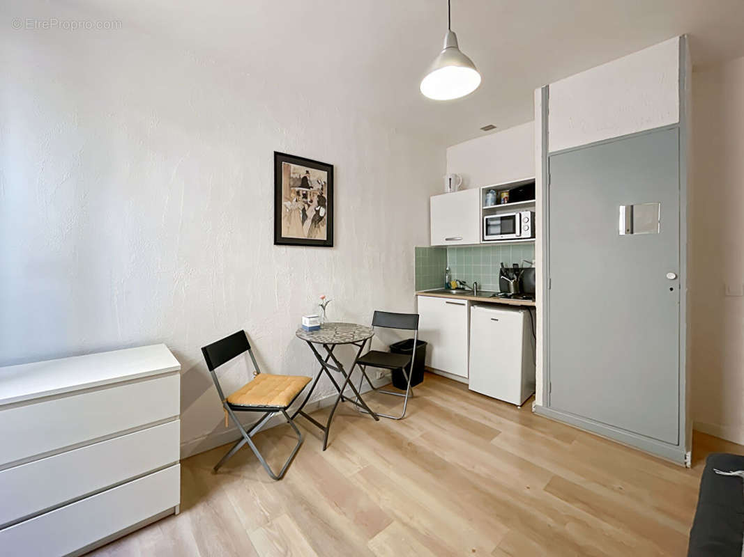 Appartement à MARSEILLE-1E