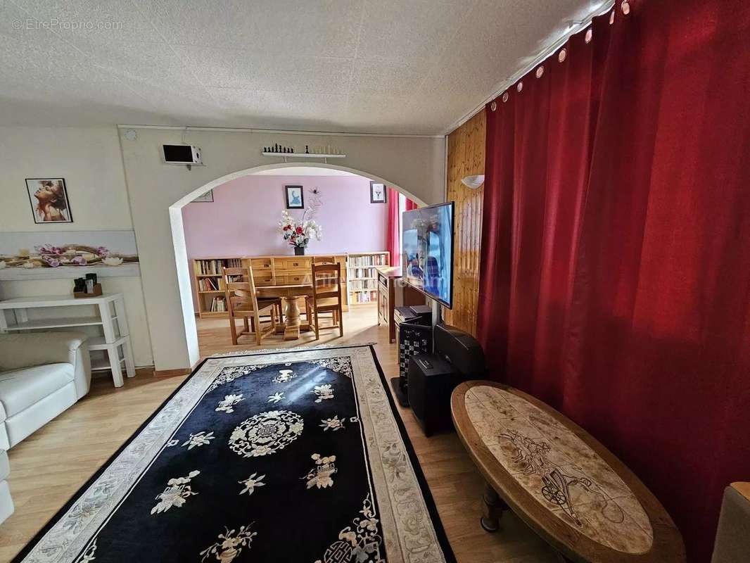 Appartement à VALENTON