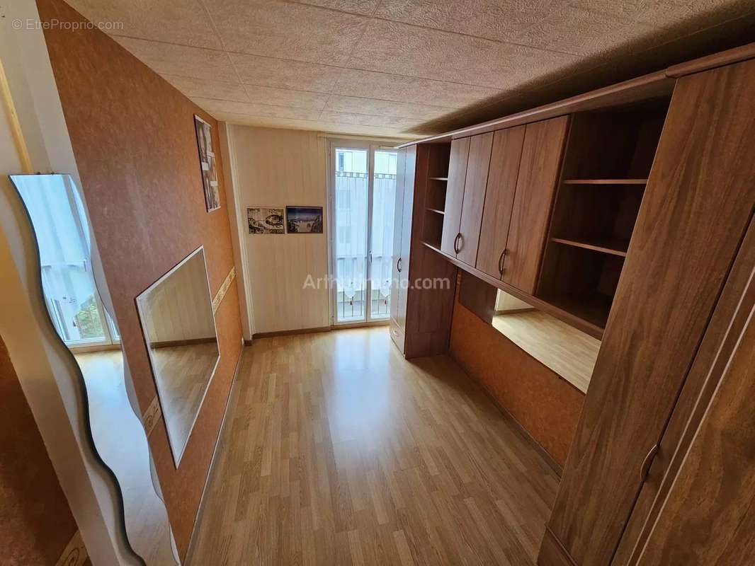 Appartement à VALENTON