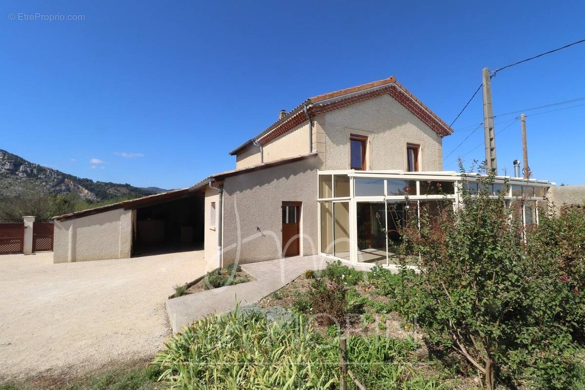 Maison à SAINT-PERAY