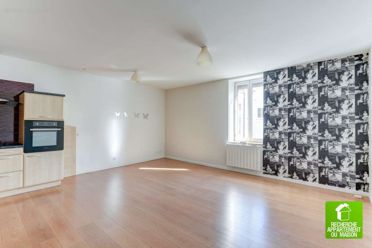 Appartement à TOUSSIEU