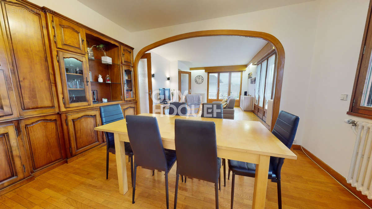 Appartement à AIX-LES-BAINS