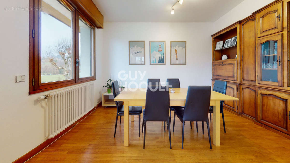 Appartement à AIX-LES-BAINS