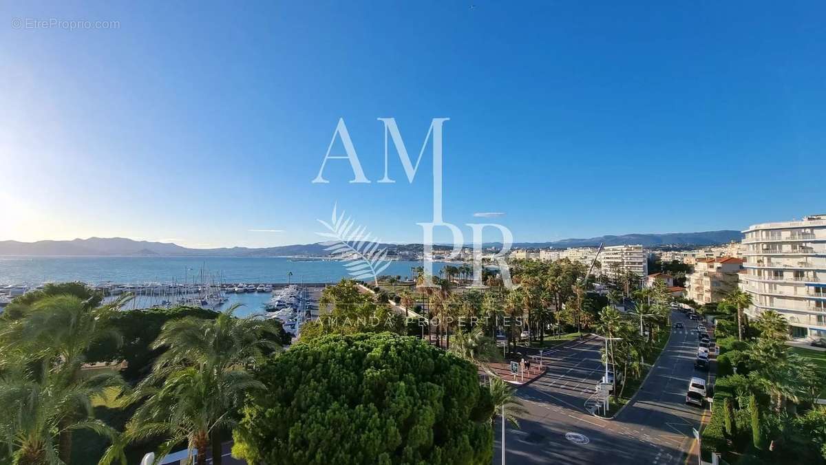 Appartement à CANNES