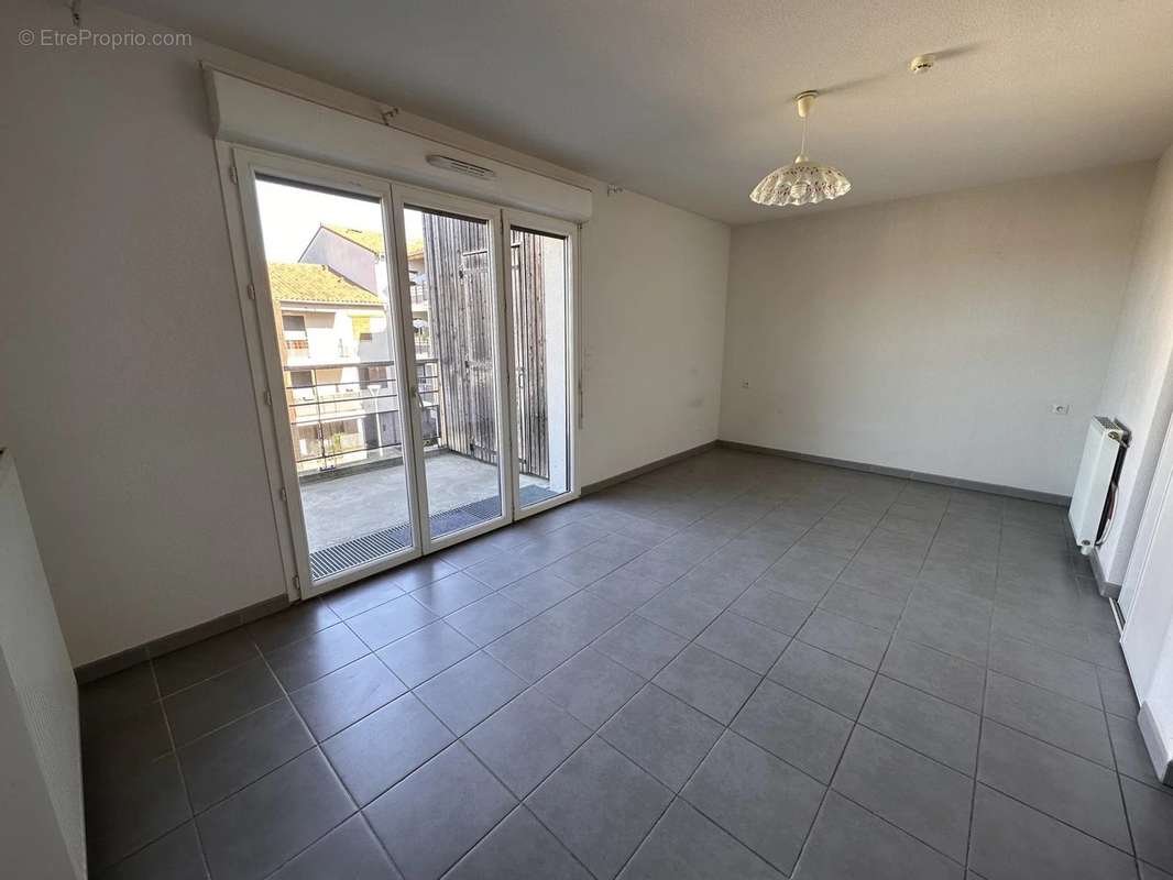 Appartement à SAINT-GENIES-BELLEVUE