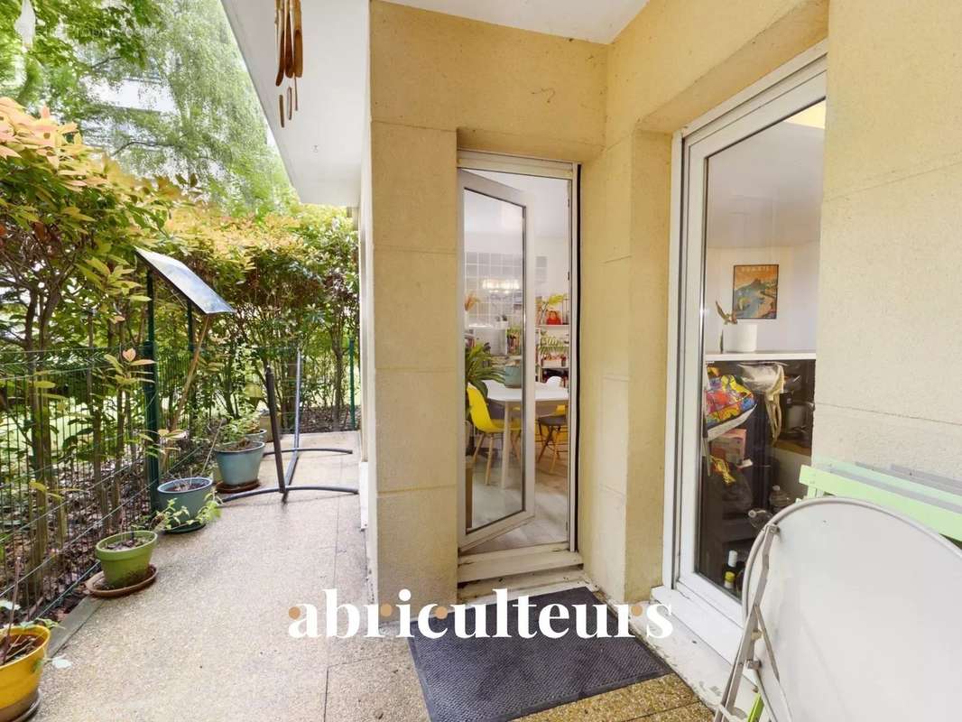 Appartement à SURESNES