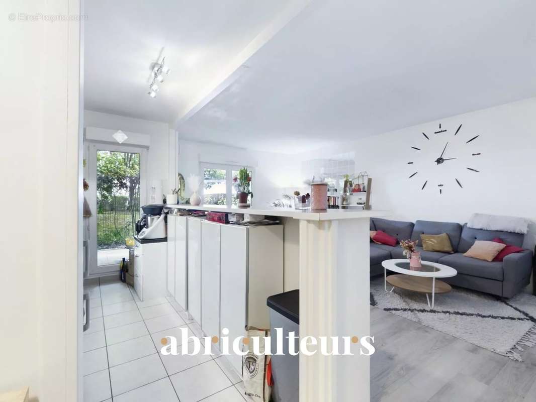 Appartement à SURESNES