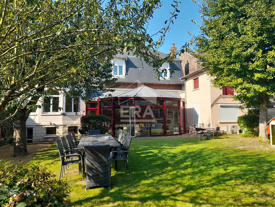 Maison à COMPIEGNE