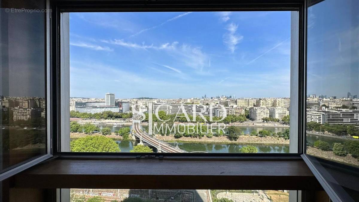 Photo 1 - Appartement à PARIS-15E