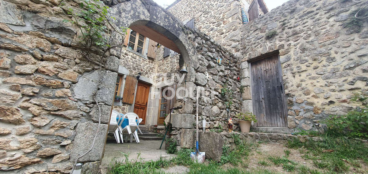 Maison à VALS-LES-BAINS